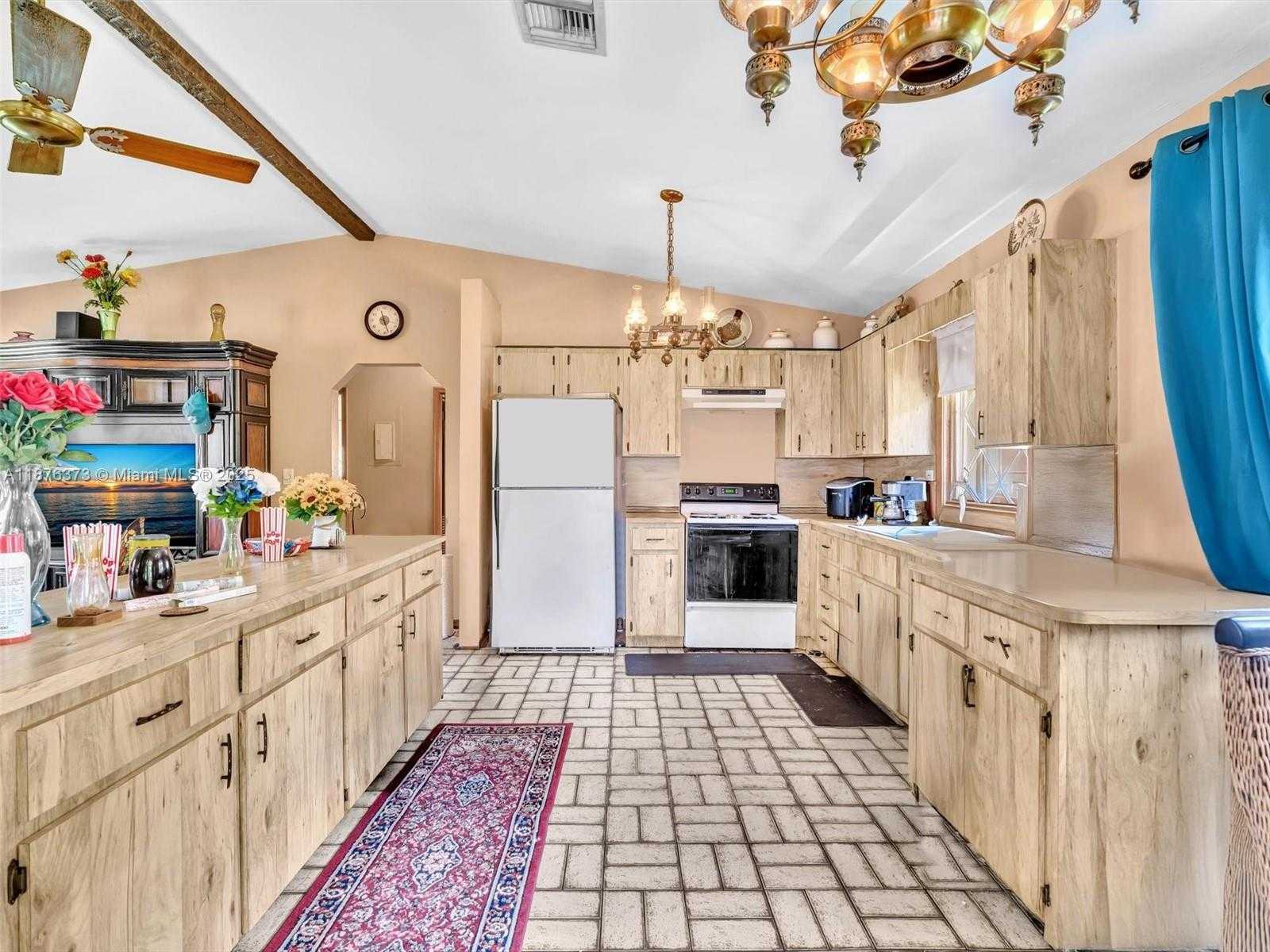 Small Image of 5310 SOUTH WEST 109TH AVE, Davie Number 76