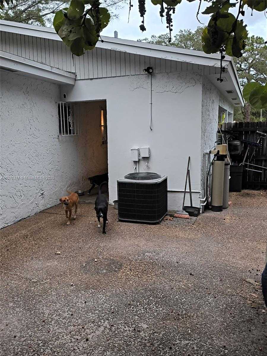 Small Image of 839 NORTH WEST 13TH AVE, Fort Lauderdale Number 16