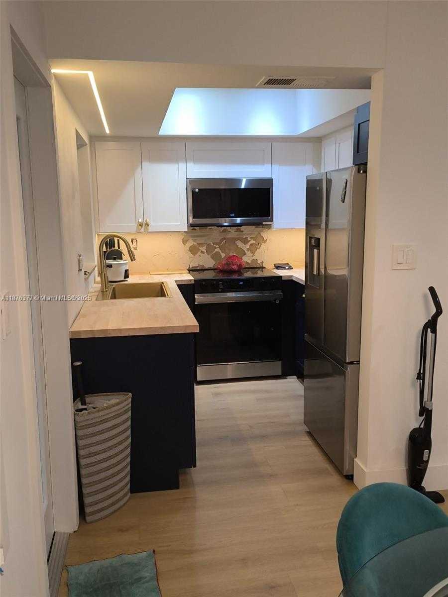 Small Image of 839 NORTH WEST 13TH AVE, Fort Lauderdale Number 3