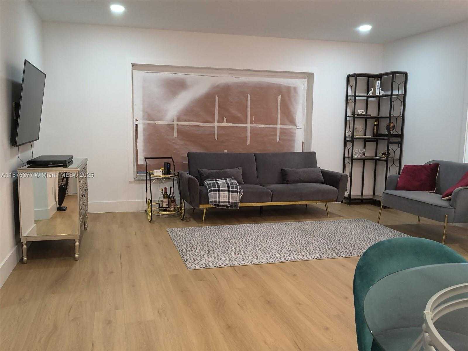 Small Image of 839 NORTH WEST 13TH AVE, Fort Lauderdale Number 5