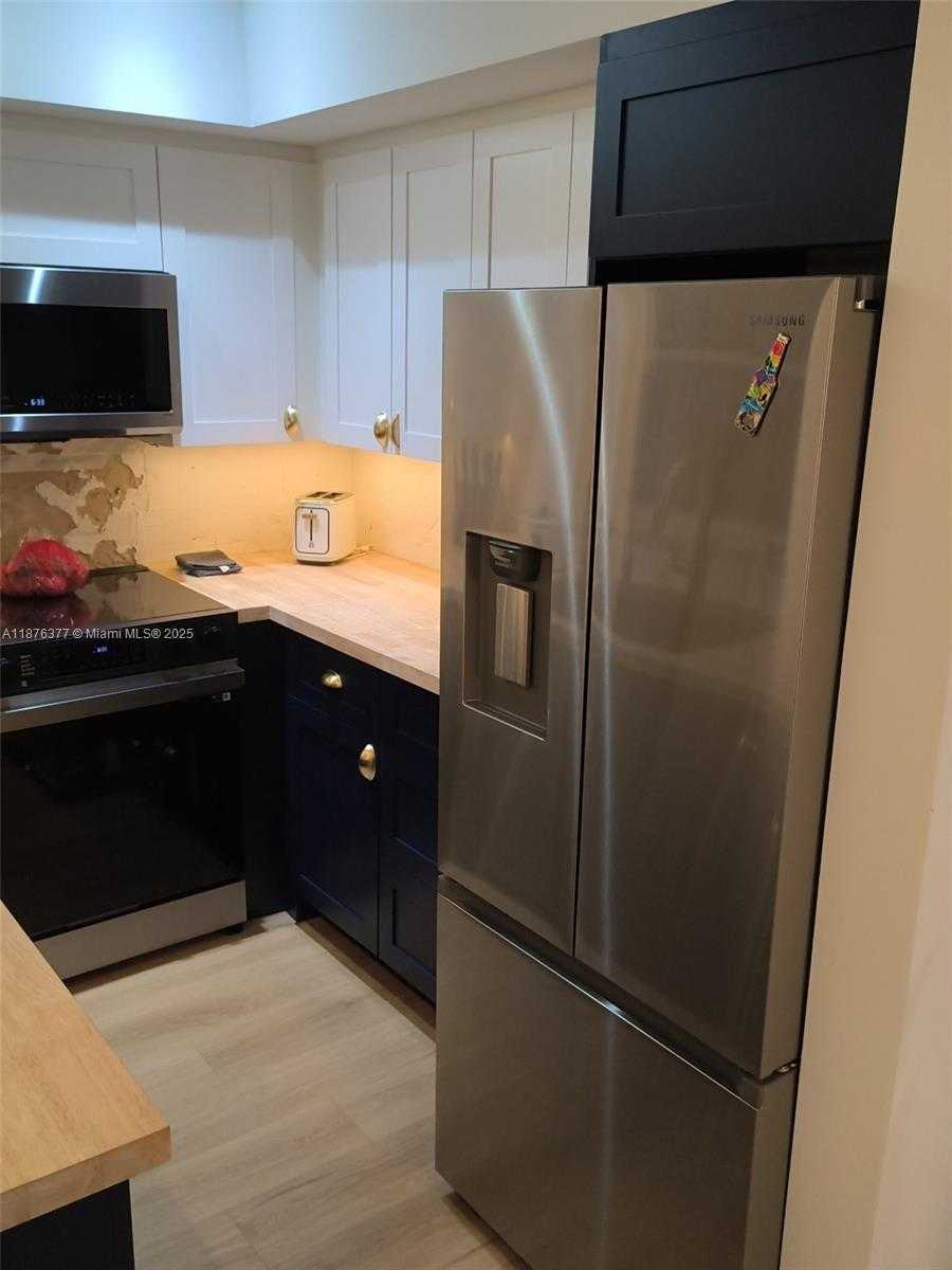 Small Image of 839 NORTH WEST 13TH AVE, Fort Lauderdale Number 6