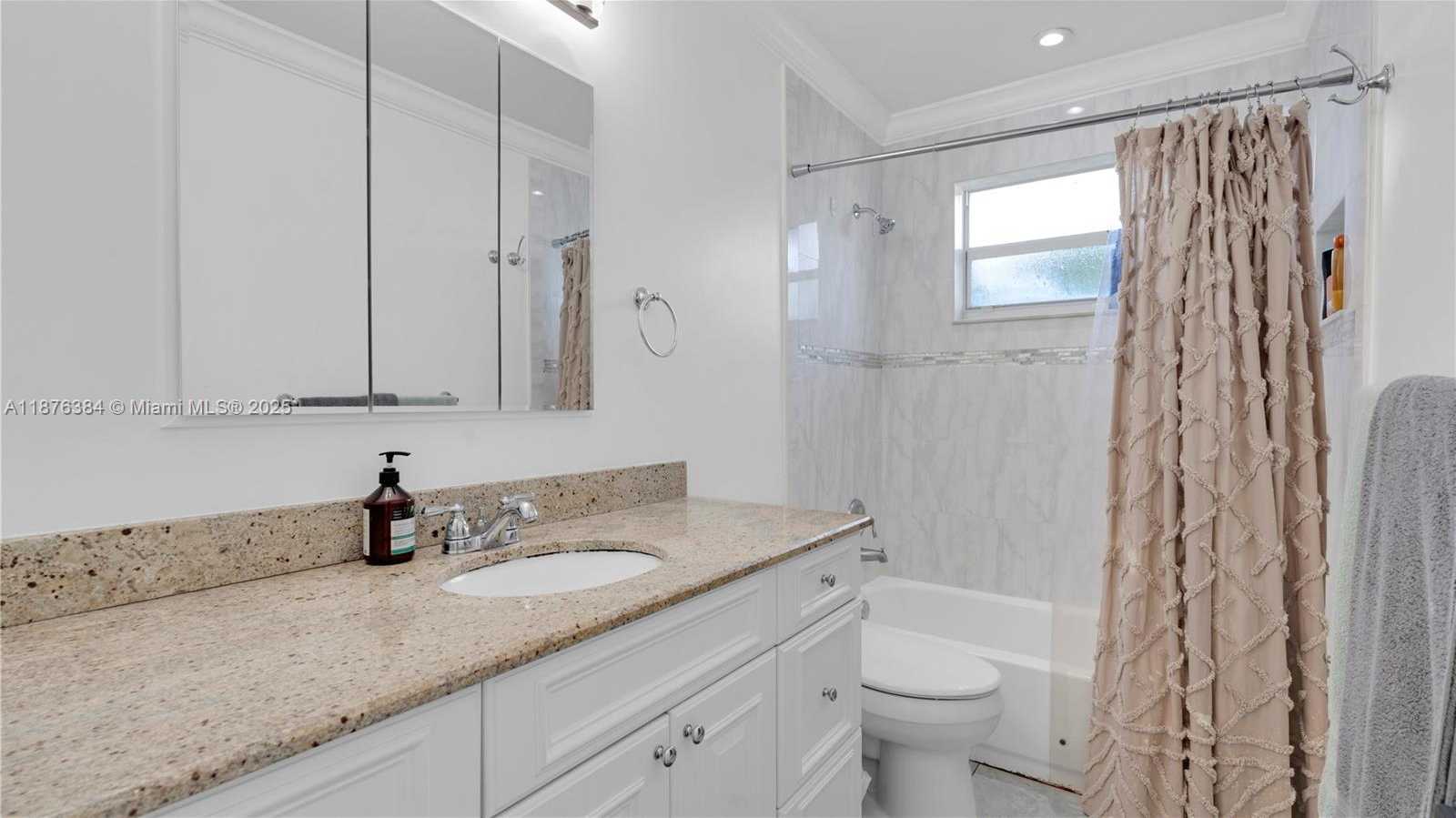 Small Image of 3349 WEST PARK RD, Hollywood Number 11
