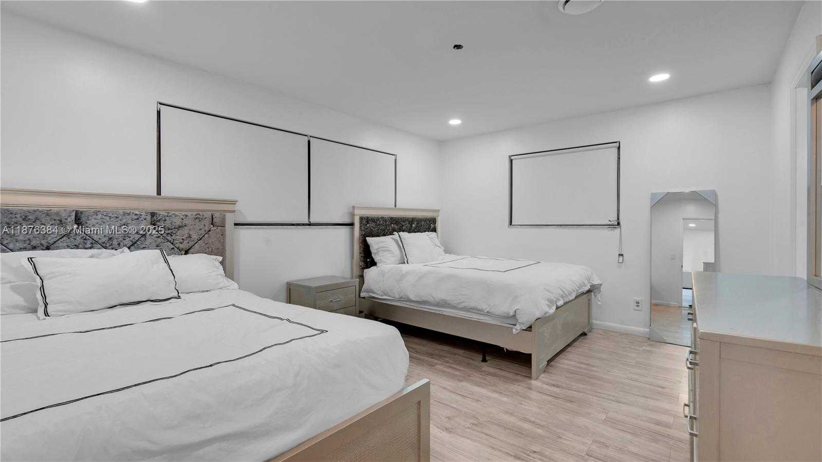Small Image of 3349 WEST PARK RD, Hollywood Number 12