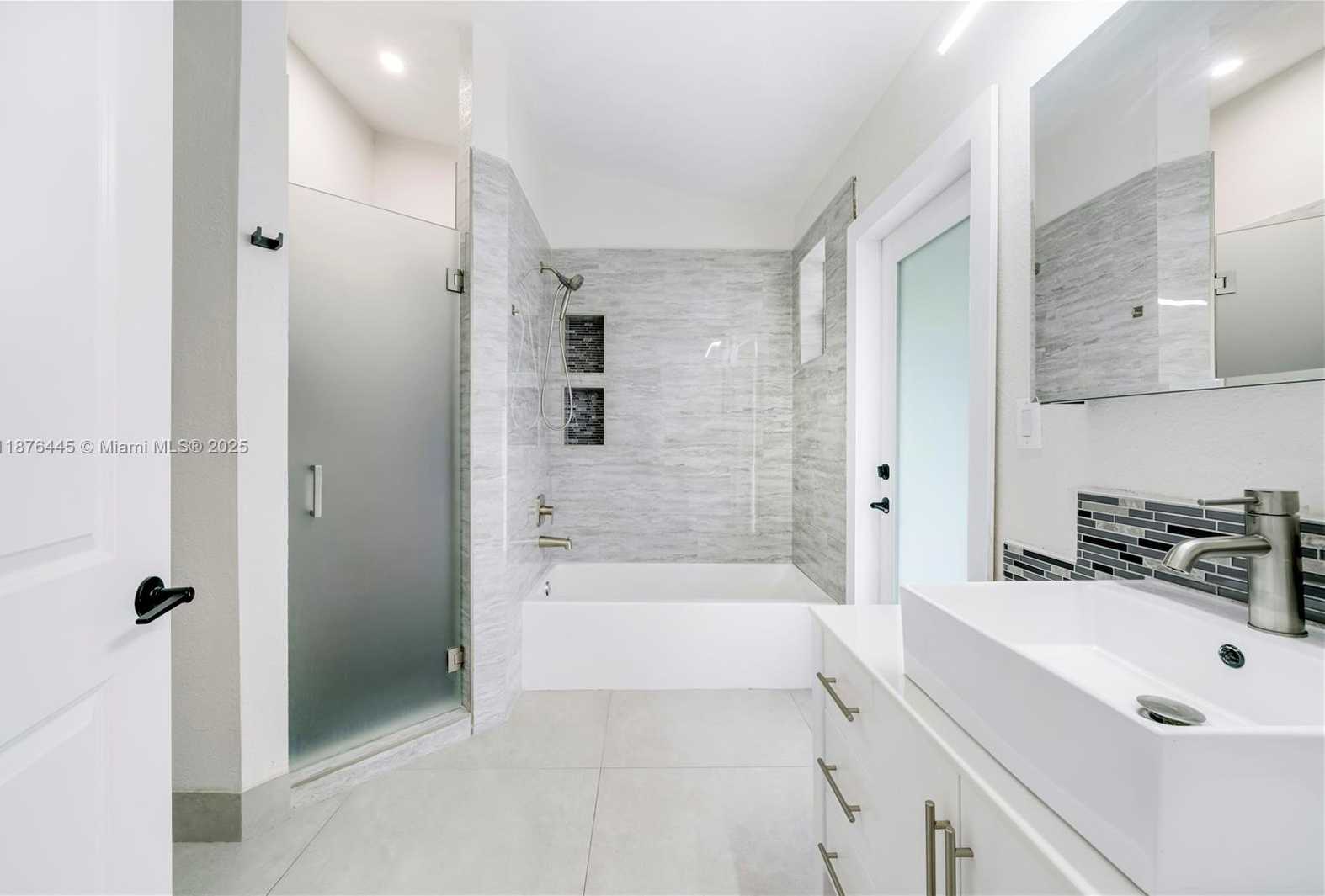 Small Image of 20011 SOUTH WEST 84TH AVE, Cutler Bay Number 11