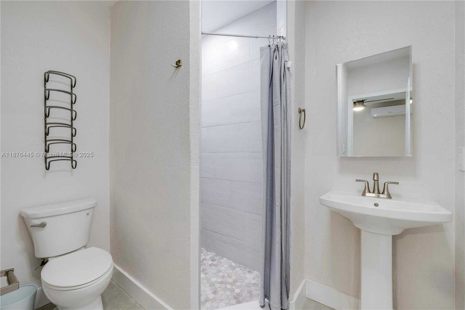 Small Image of 20011 SOUTH WEST 84TH AVE, Cutler Bay Number 19