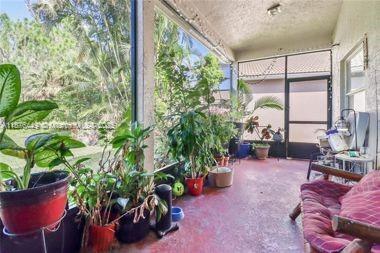 Small Image of 8525 PINE CAY, West Palm Beach Number 34