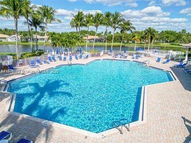 Small Image of 8525 PINE CAY, West Palm Beach Number 39