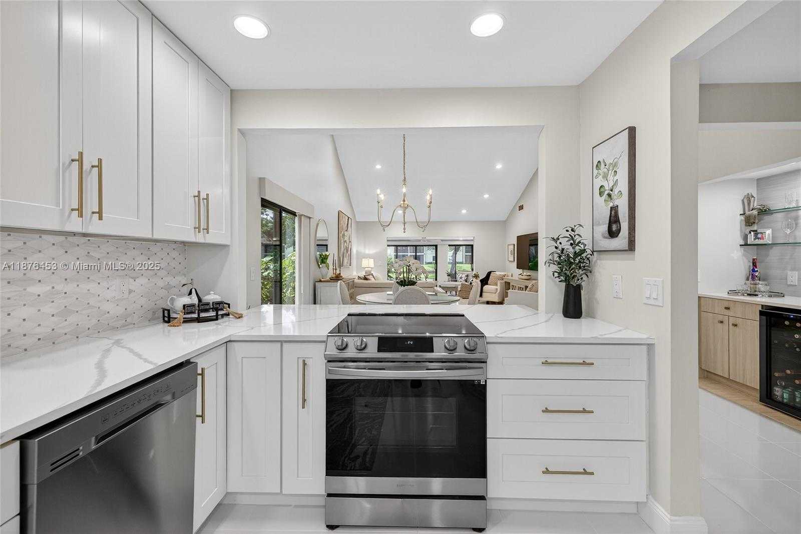 Small Image of 21695 ARRIBA REAL, Boca Raton Number 10