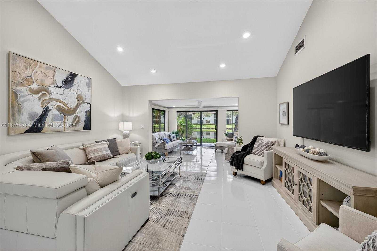Small Image of 21695 ARRIBA REAL, Boca Raton Number 4