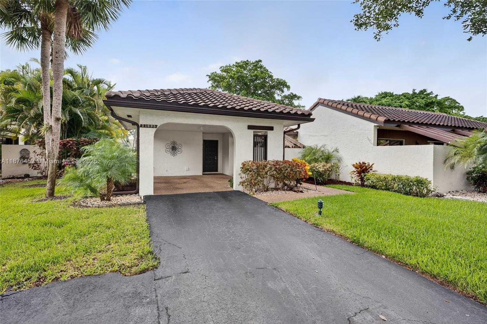 Small Image of 21695 ARRIBA REAL, Boca Raton Number 61