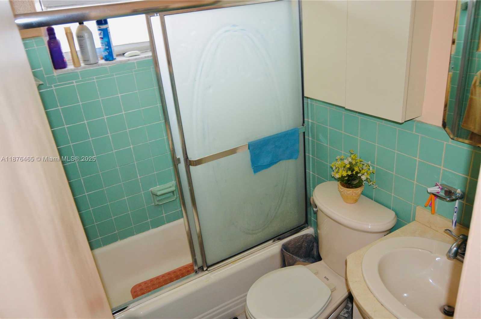 Small Image of 601 EAST 33RD ST, Hialeah Number 15