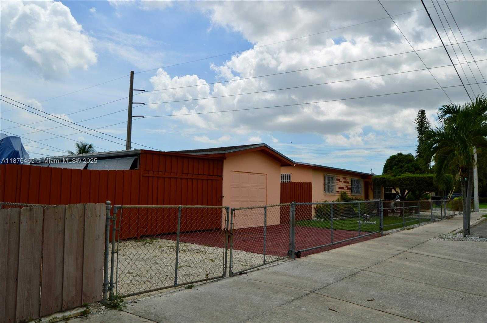 Small Image of 601 EAST 33RD ST, Hialeah Number 5