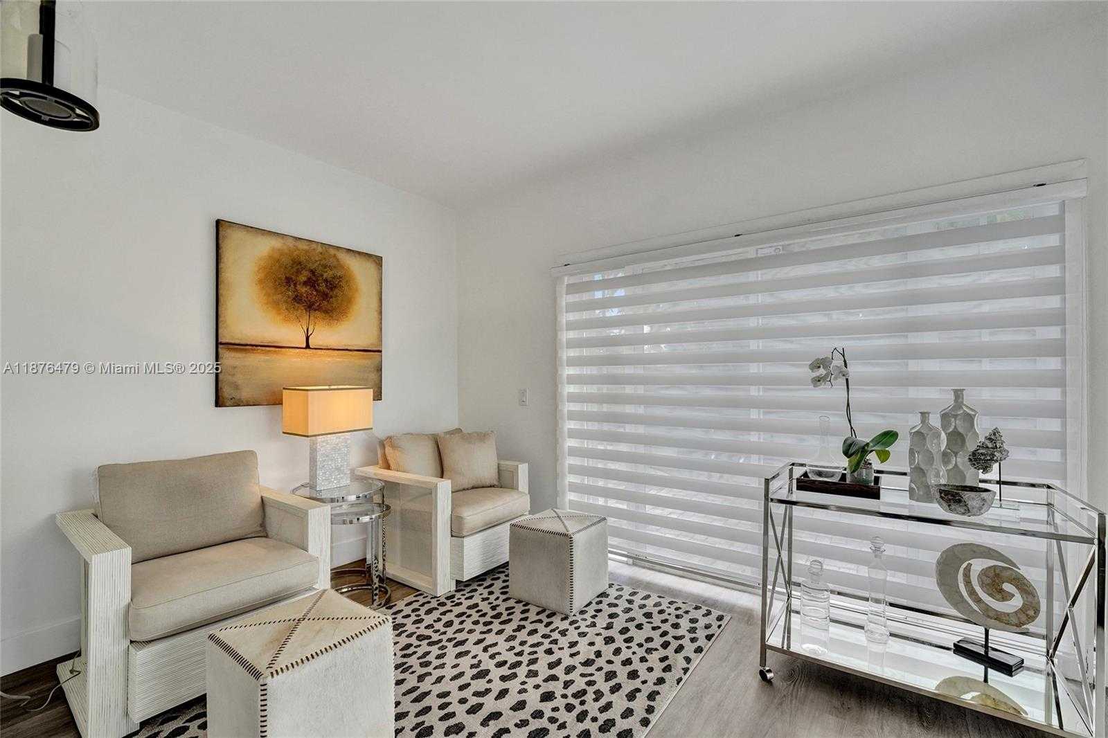 Small Image of 2101 NORTH 15TH AVE, Hollywood Number 22