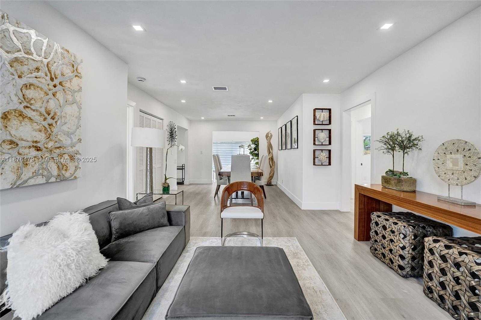 Small Image of 2101 NORTH 15TH AVE, Hollywood Number 39