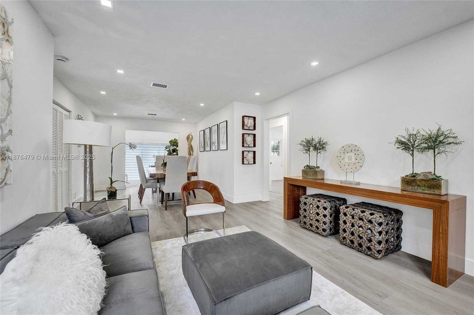 Small Image of 2101 NORTH 15TH AVE, Hollywood Number 40