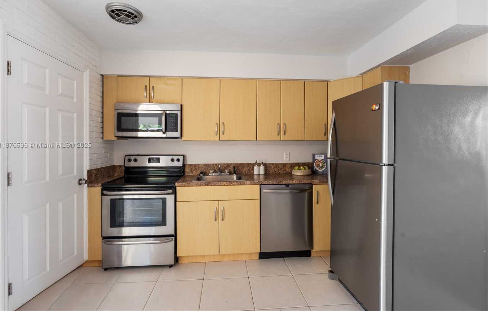 Small Image of 81 NORTH EAST 47TH CT, Oakland Park Number 13