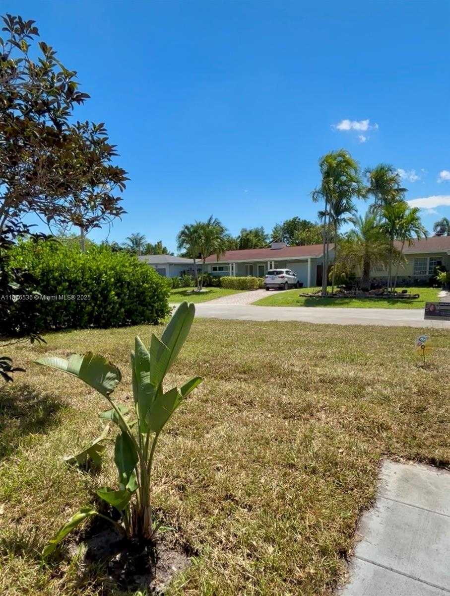 Small Image of 81 NORTH EAST 47TH CT, Oakland Park Number 4