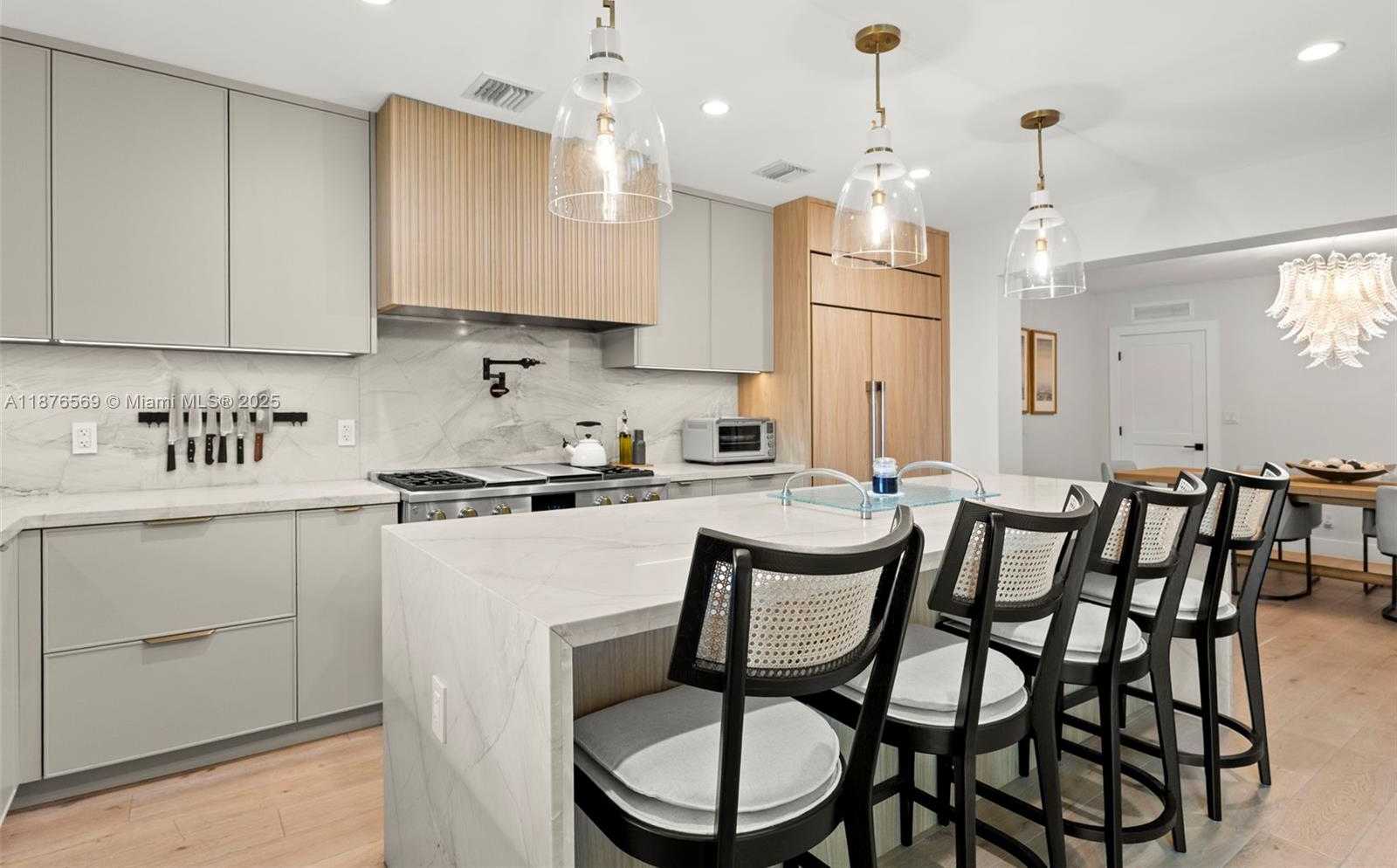 Small Image of 10560 NORTH EAST 2ND CT, Miami Shores Number 14
