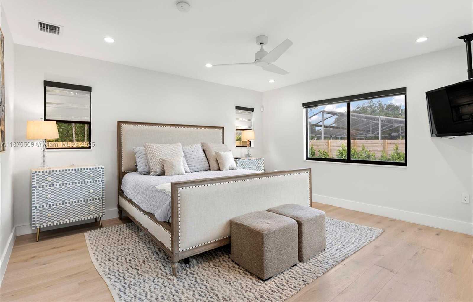 Small Image of 10560 NORTH EAST 2ND CT, Miami Shores Number 18