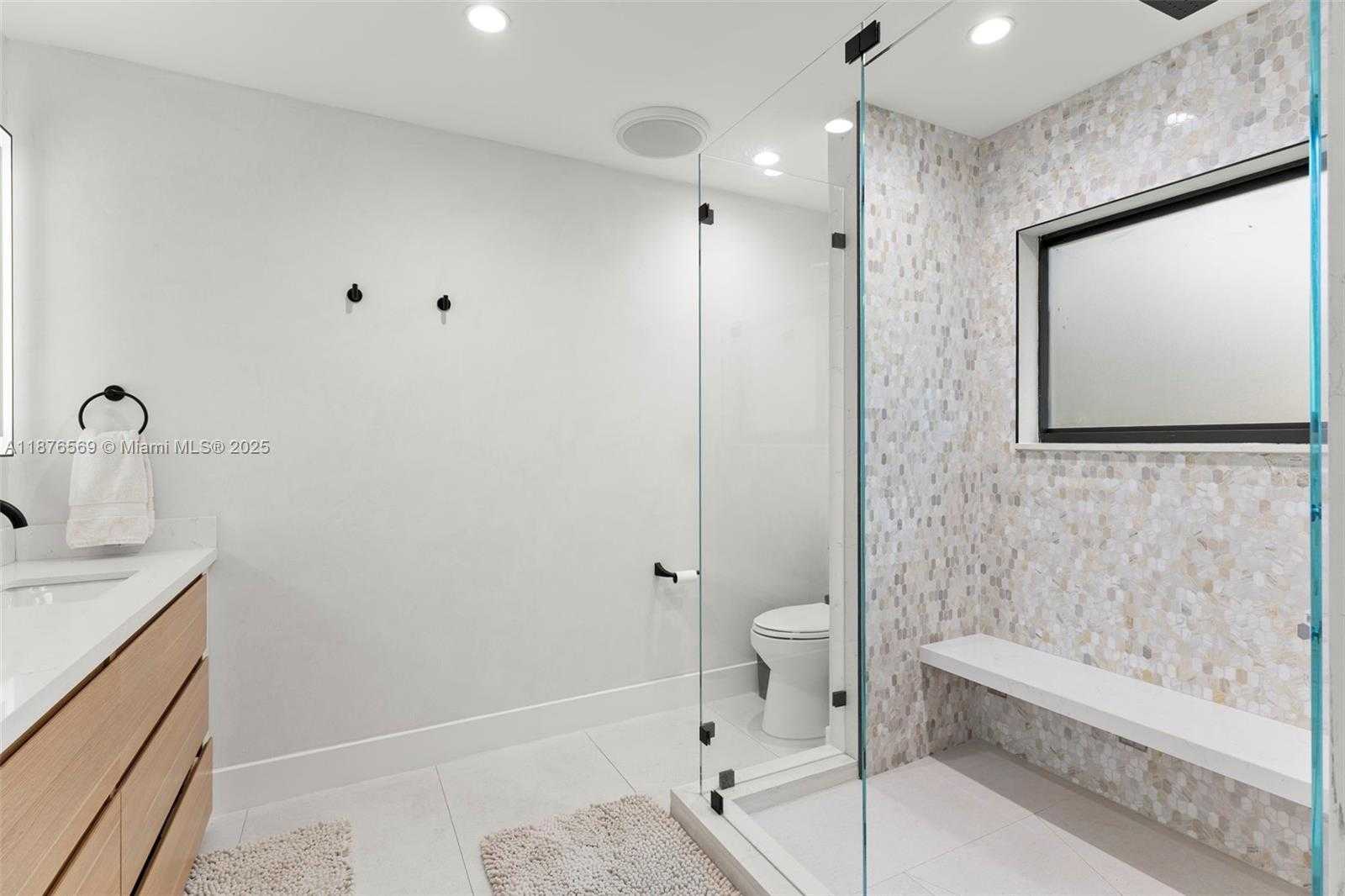 Small Image of 10560 NORTH EAST 2ND CT, Miami Shores Number 20