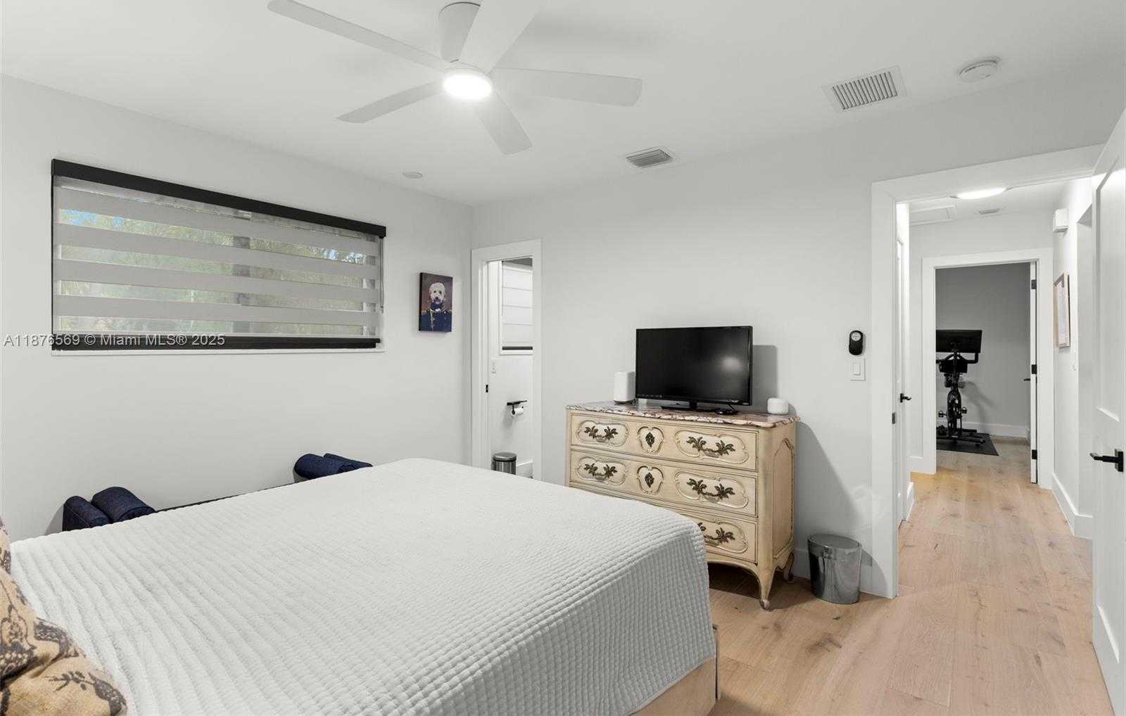 Small Image of 10560 NORTH EAST 2ND CT, Miami Shores Number 25