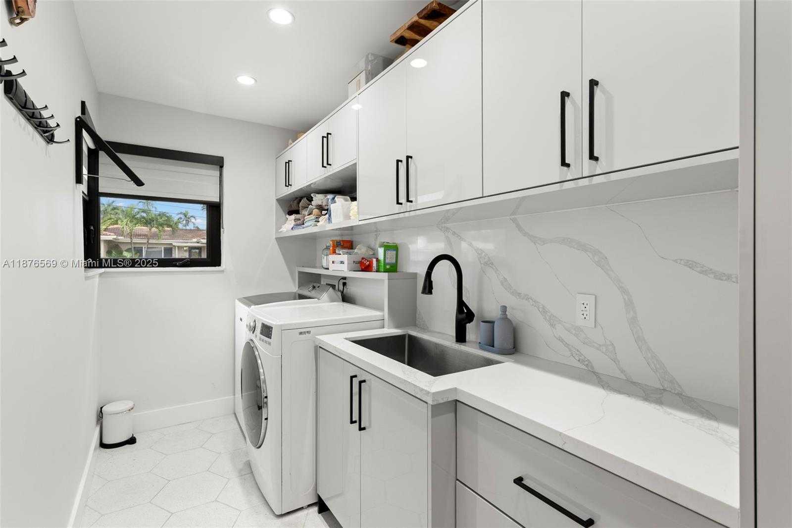 Small Image of 10560 NORTH EAST 2ND CT, Miami Shores Number 29