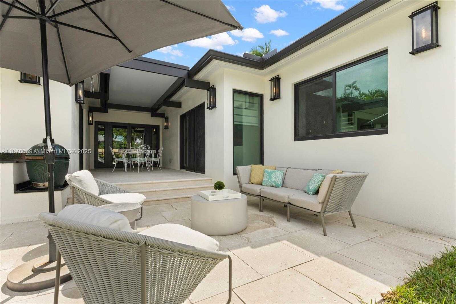 Small Image of 10560 NORTH EAST 2ND CT, Miami Shores Number 33