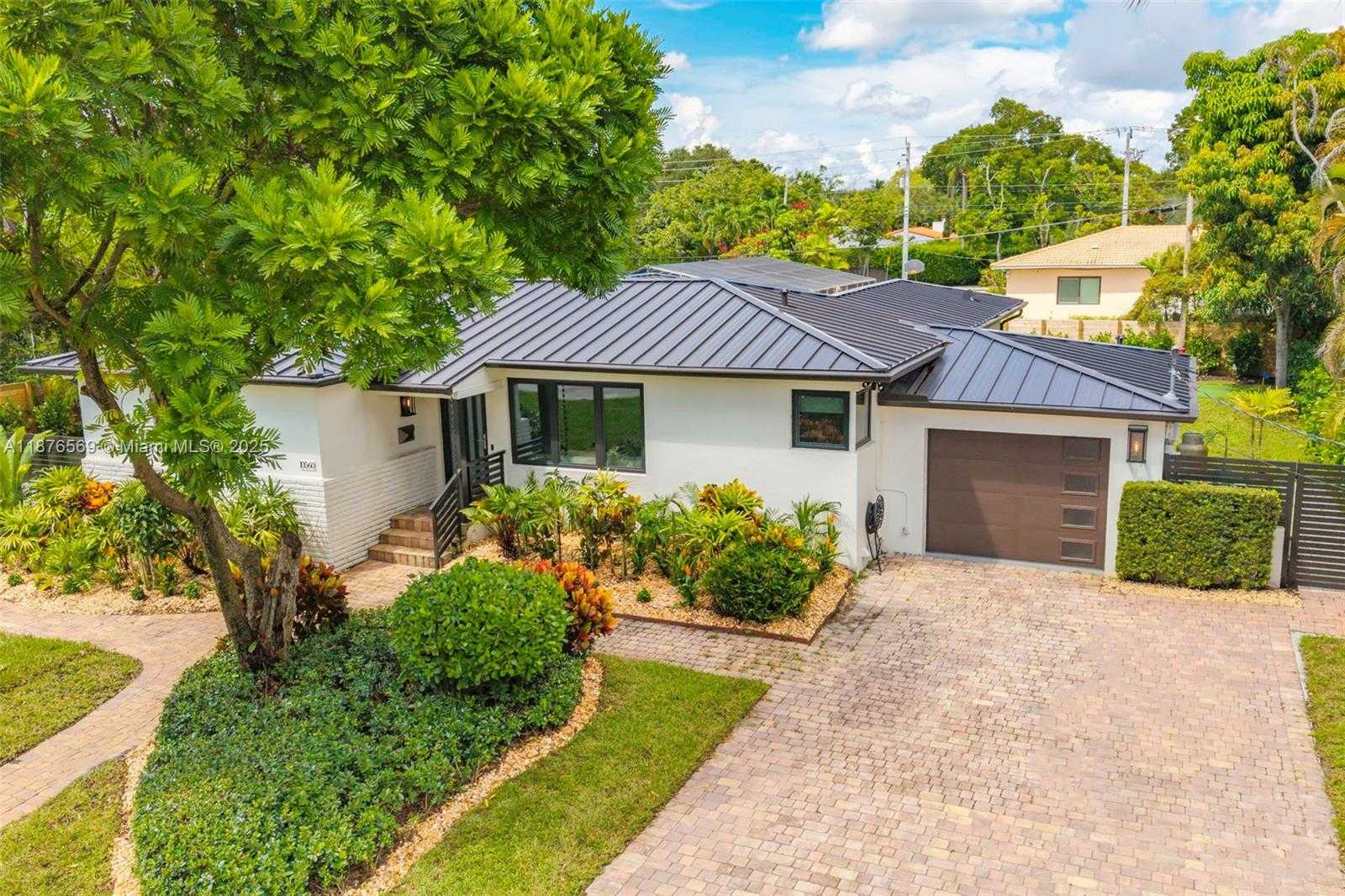 Small Image of 10560 NORTH EAST 2ND CT, Miami Shores Number 43