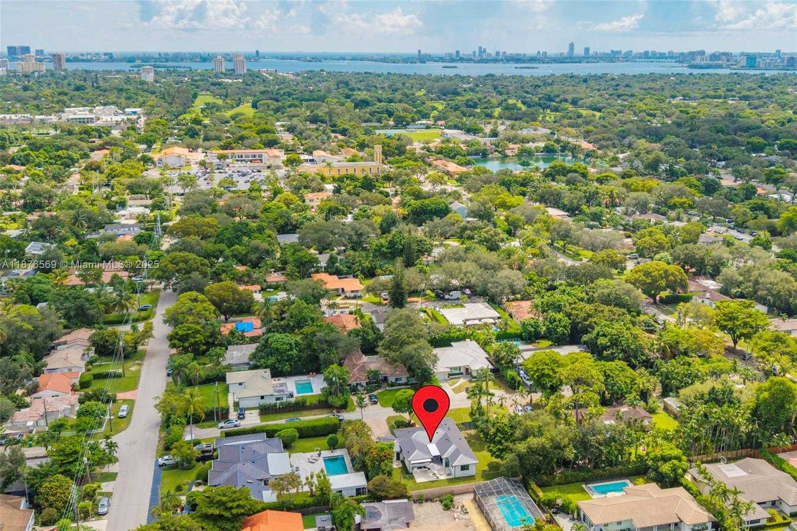 Small Image of 10560 NORTH EAST 2ND CT, Miami Shores Number 54