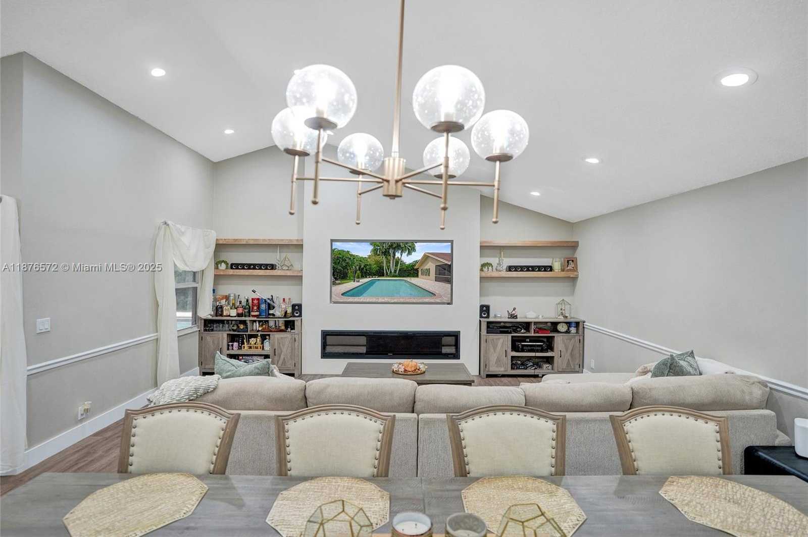 Small Image of 12100 PARK DR, Cooper City Number 11