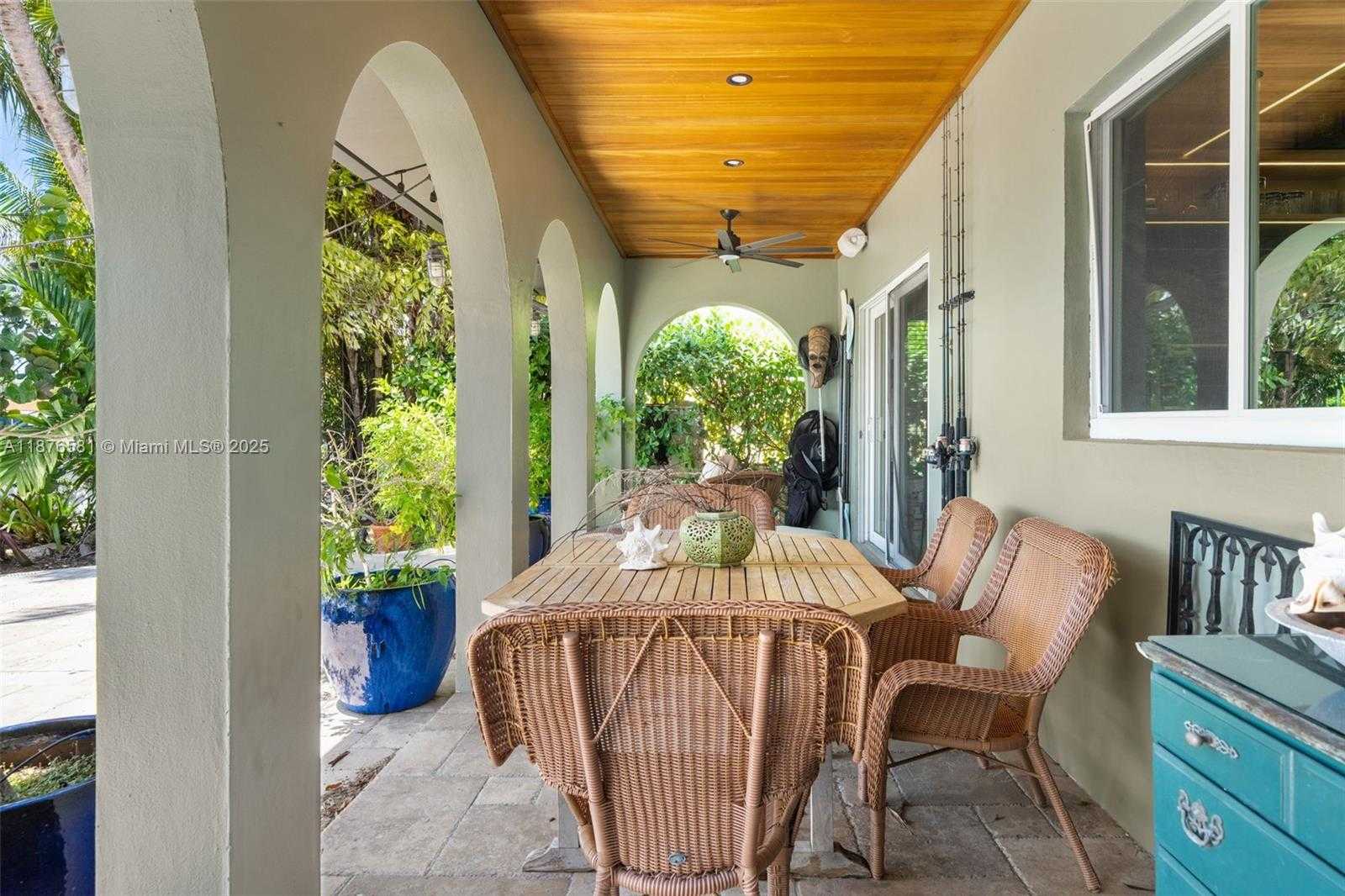 Small Image of 3200 NORTH EAST 165TH ST, North Miami Beach Number 29