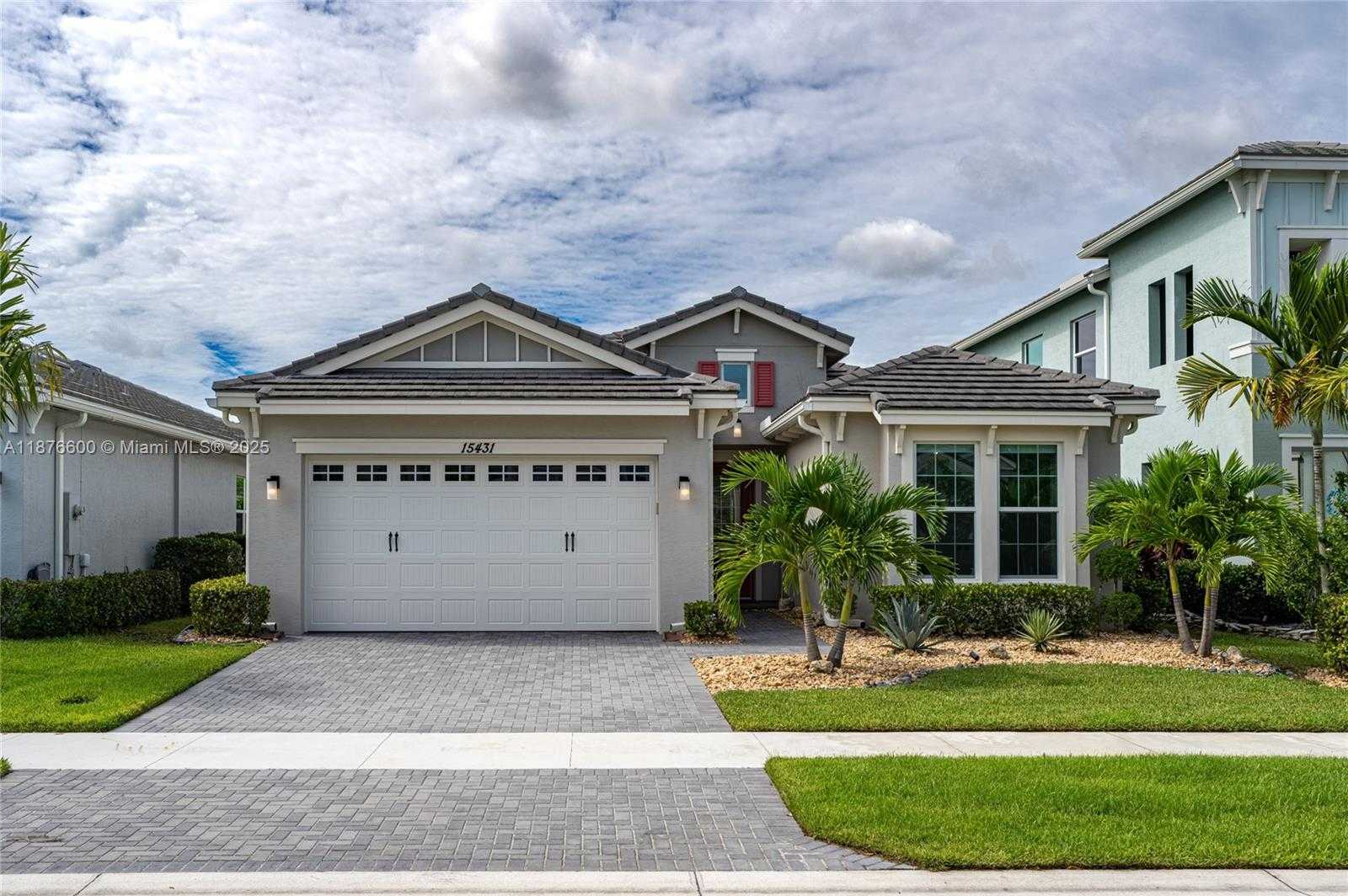 Small Image of 15431 GOLDFINCH CIR, Westlake Number 43