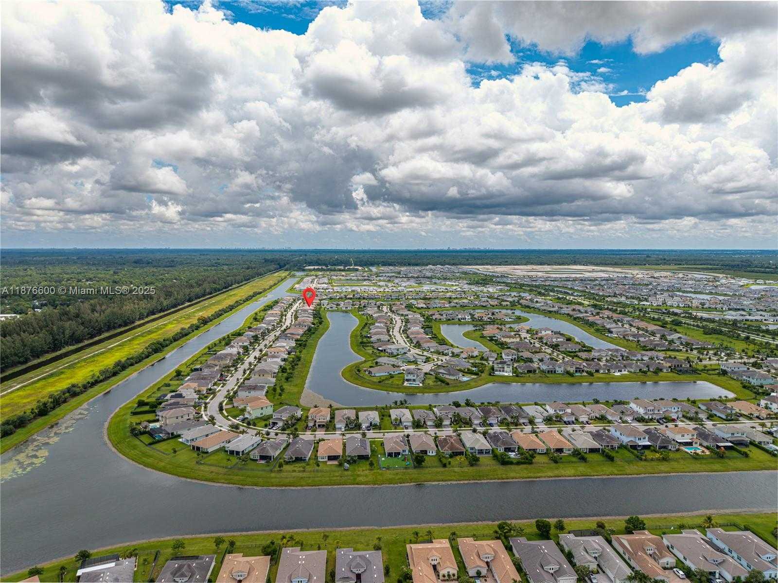 Small Image of 15431 GOLDFINCH CIR, Westlake Number 49