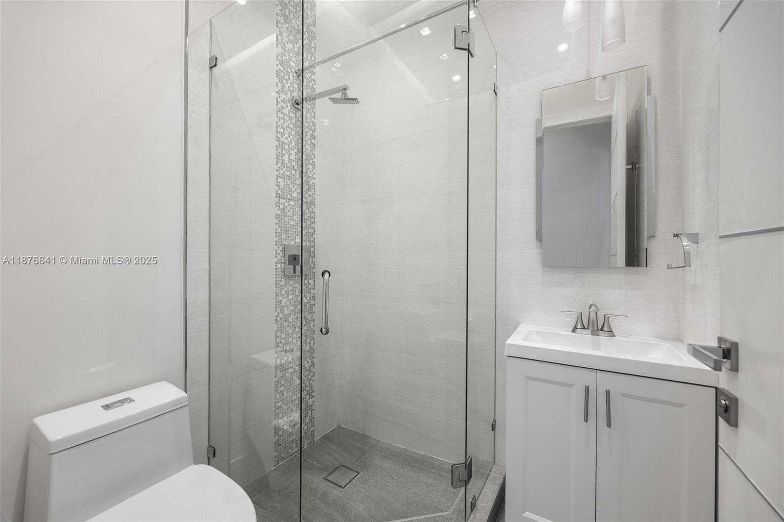 Small Image of 2321 TRAPP AVE, Coconut Grove Number 14