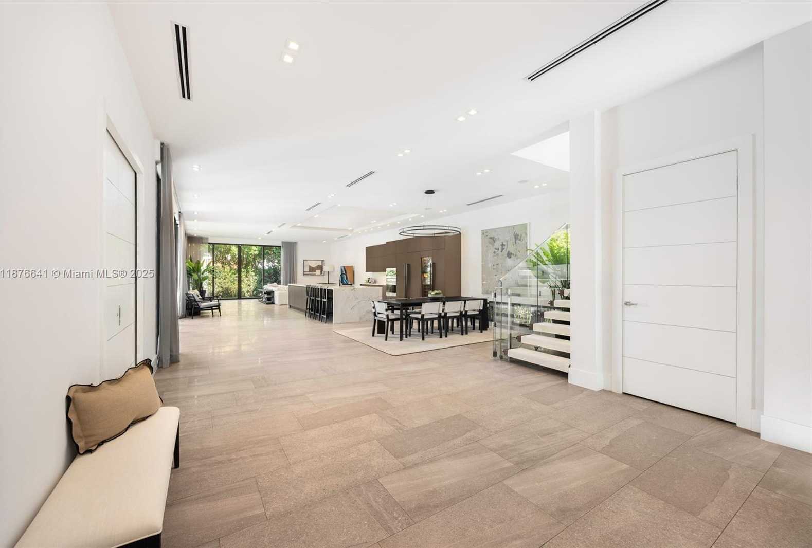 Small Image of 2321 TRAPP AVE, Coconut Grove Number 3