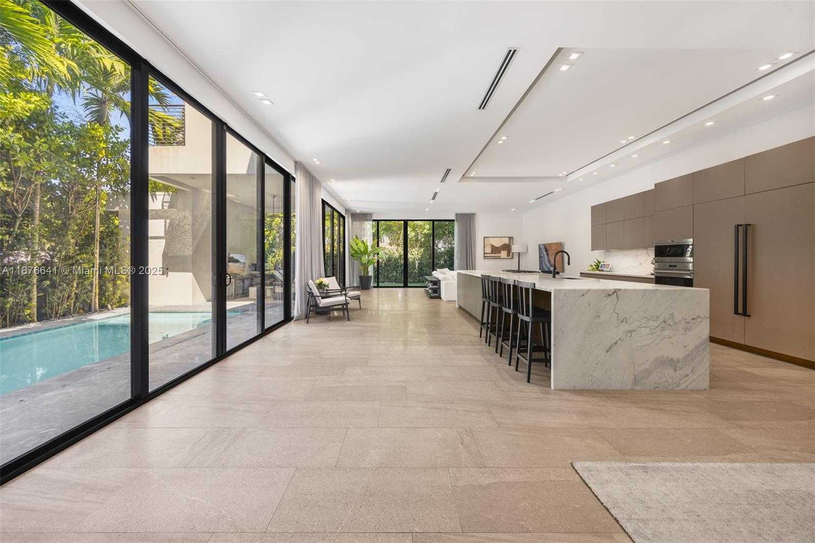 Small Image of 2321 TRAPP AVE, Coconut Grove Number 7