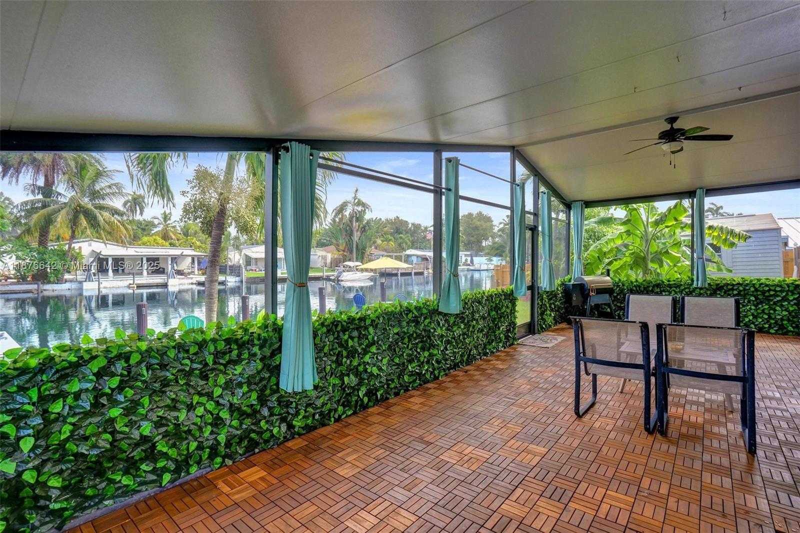 Small Image of 2713 COOLIDGE ST, Hollywood Number 19