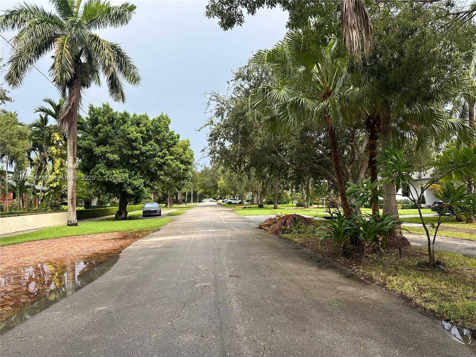 Small Image of 1042 NORTH EAST 95TH ST, Miami Shores Number 6