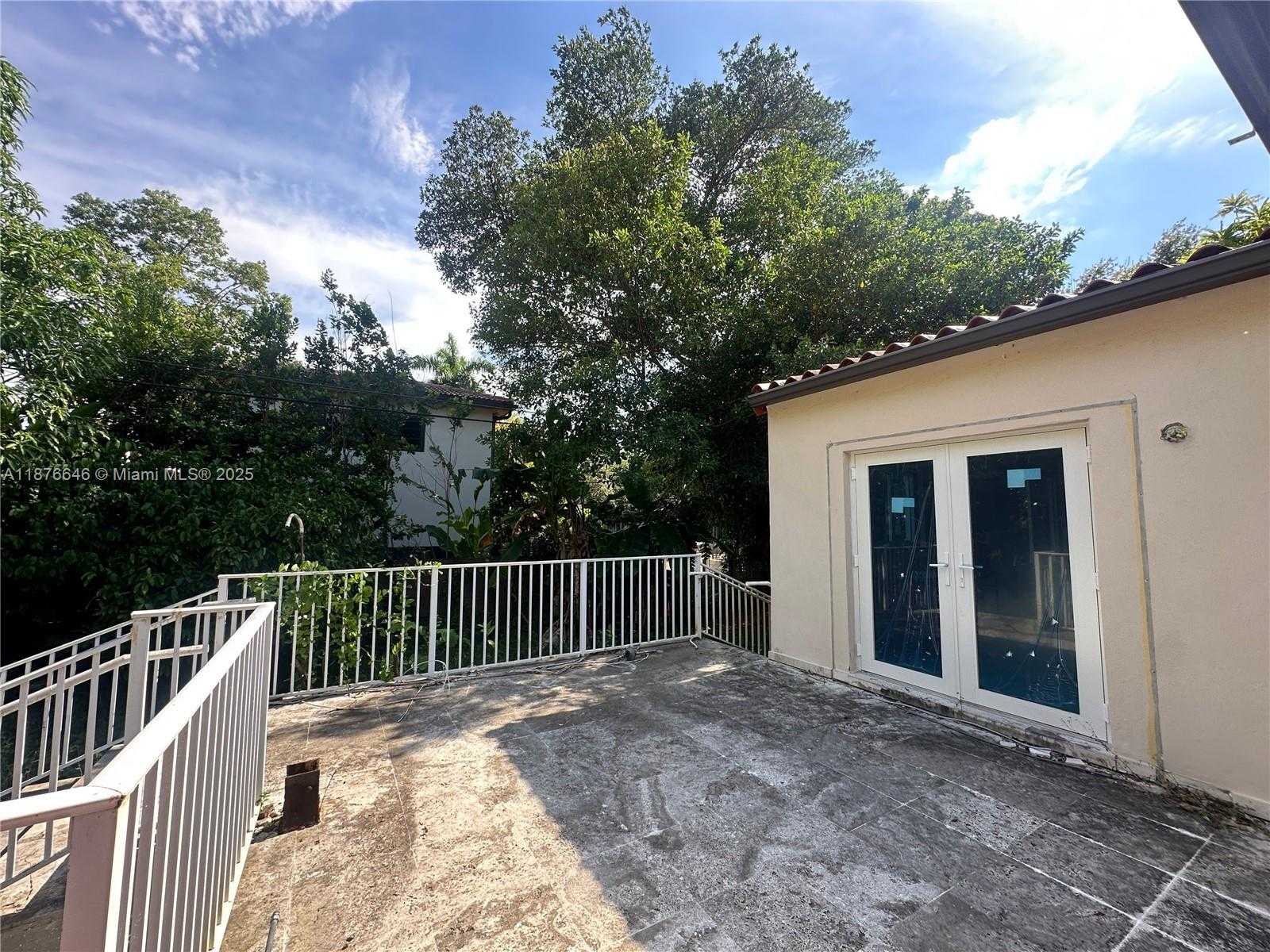 Small Image of 1042 NORTH EAST 95TH ST, Miami Shores Number 9
