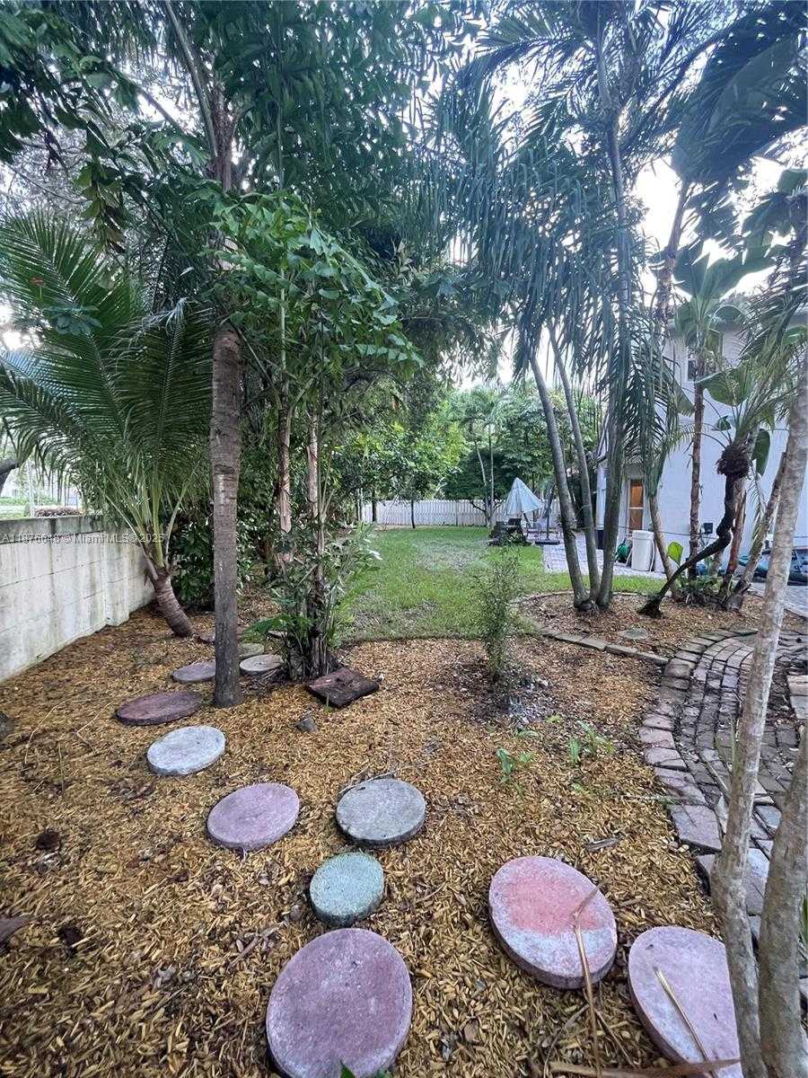Small Image of 3486 SOUTH WEST 51ST ST, Hollywood Number 19