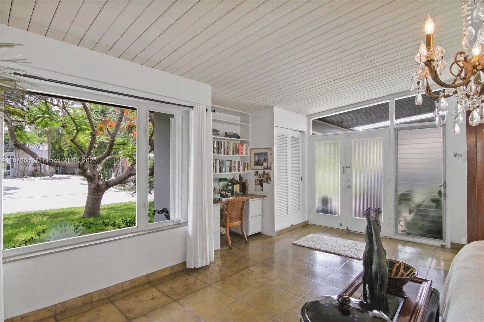 Small Image of 3008 CENTER AVE, Fort Lauderdale Number 22