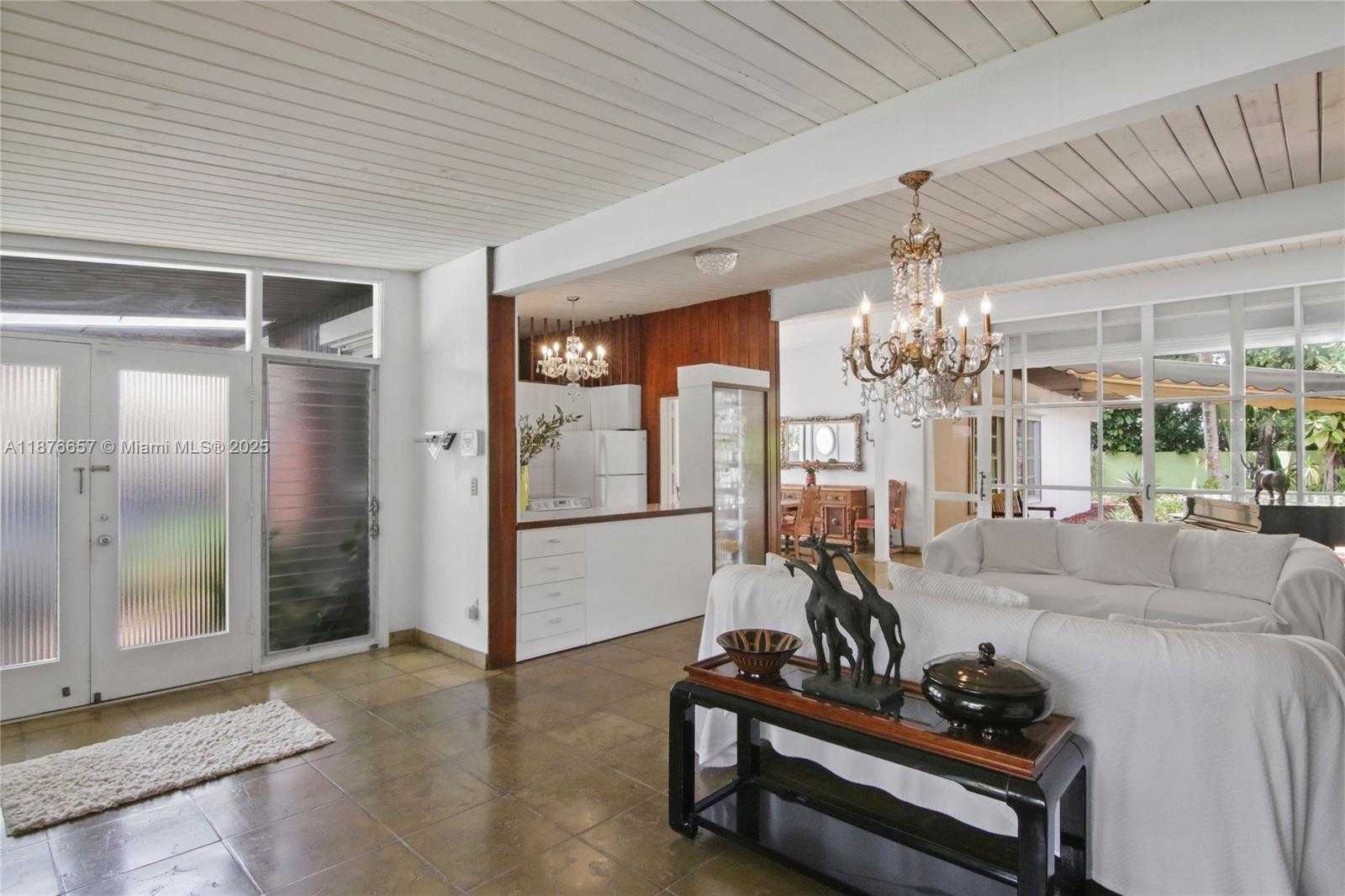 Small Image of 3008 CENTER AVE, Fort Lauderdale Number 23