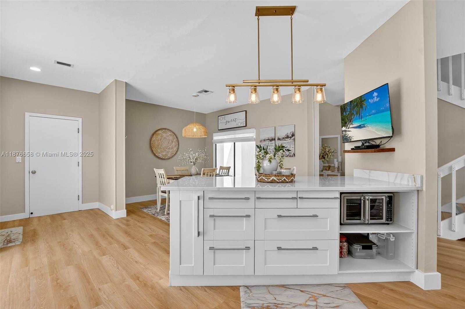 Small Image of 21707 CROMWELL CIR, Boca Raton Number 26