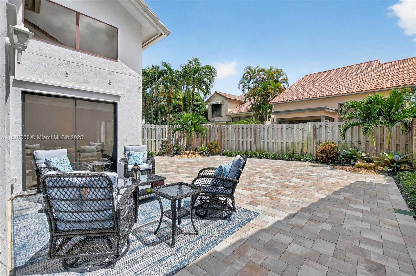 Small Image of 21707 CROMWELL CIR, Boca Raton Number 28