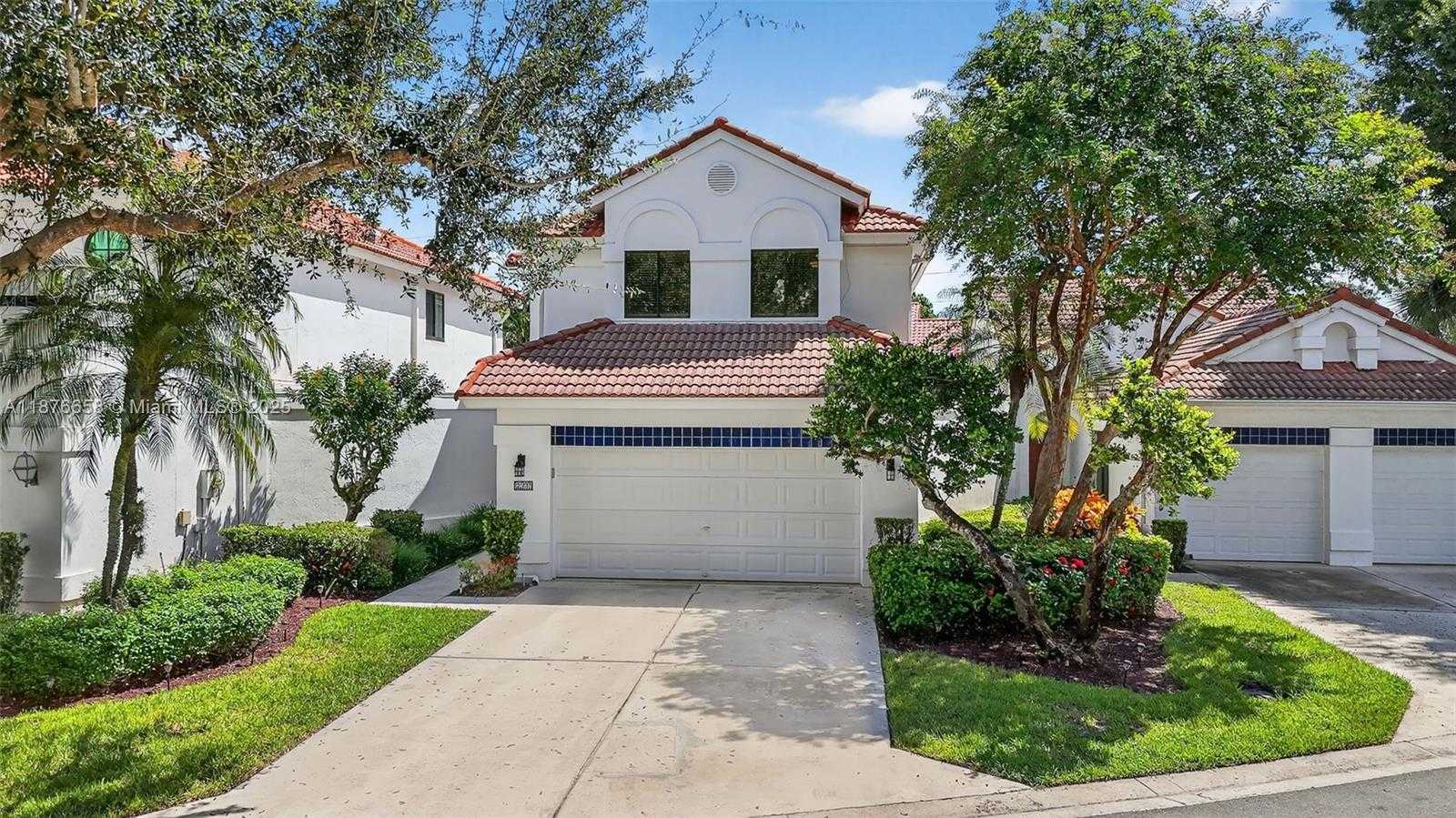 Small Image of 21707 CROMWELL CIR, Boca Raton Number 52