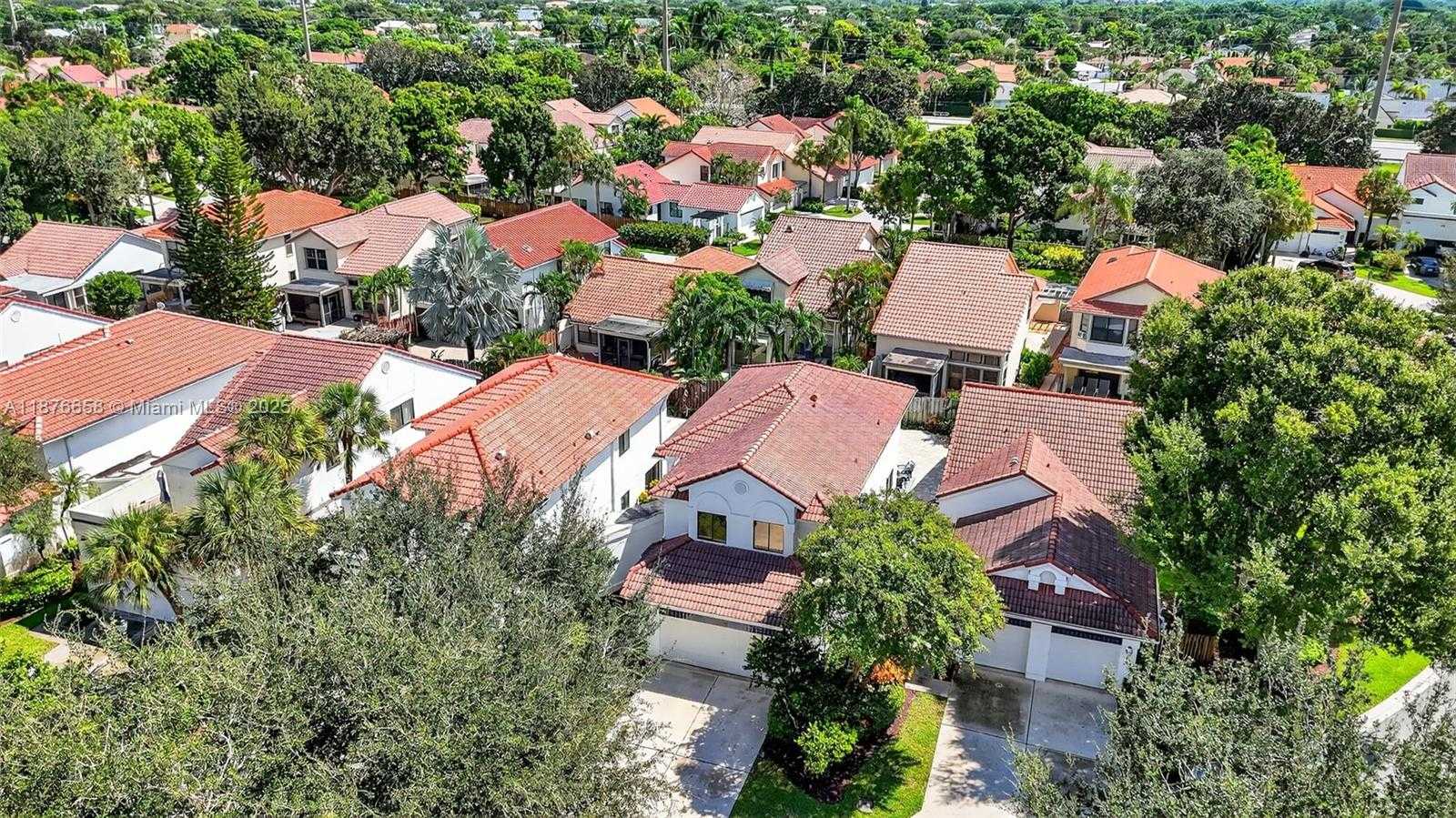 Small Image of 21707 CROMWELL CIR, Boca Raton Number 53