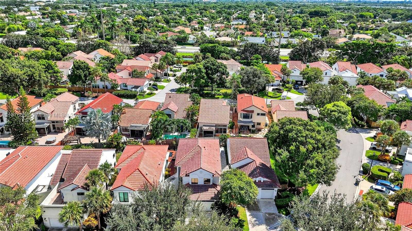 Small Image of 21707 CROMWELL CIR, Boca Raton Number 54