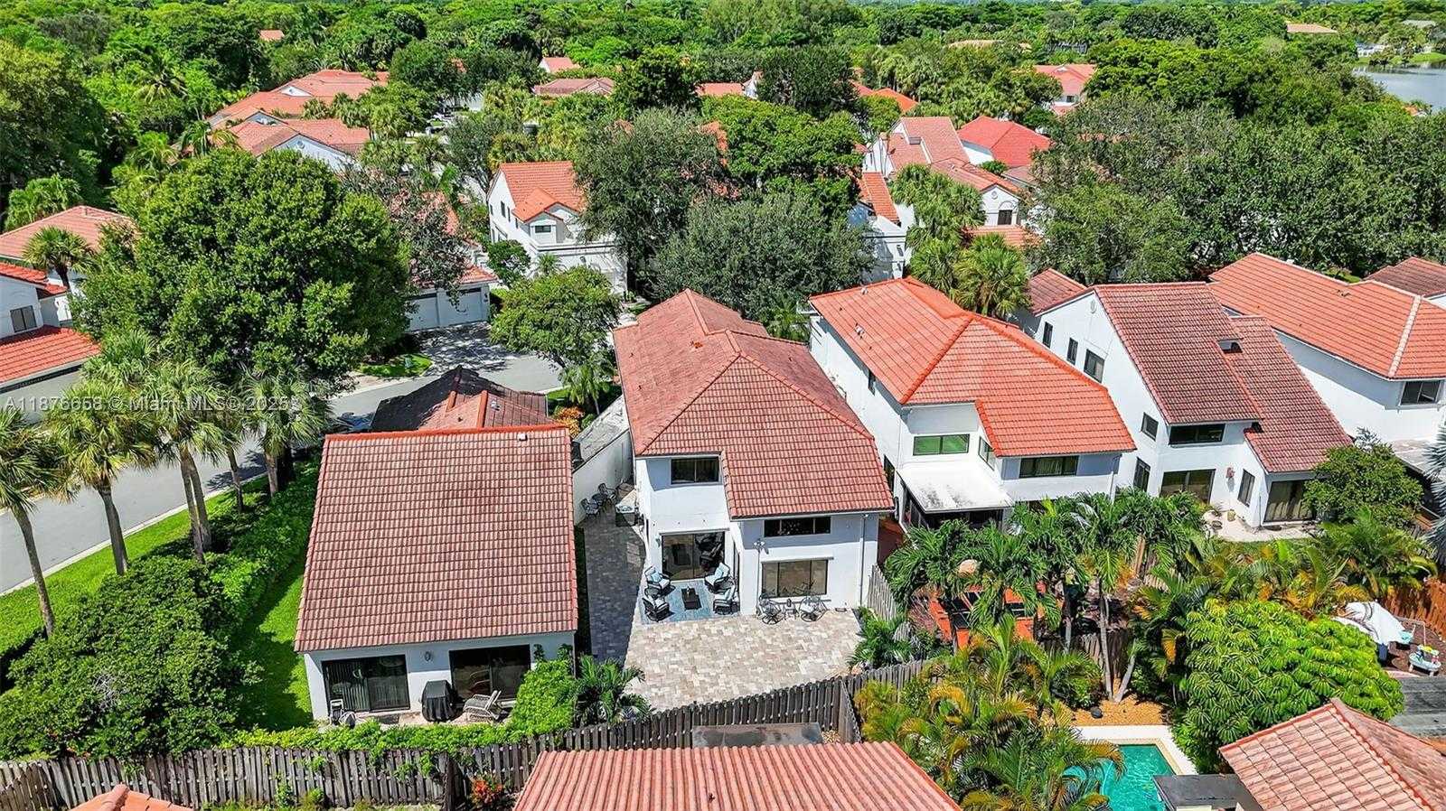 Small Image of 21707 CROMWELL CIR, Boca Raton Number 63