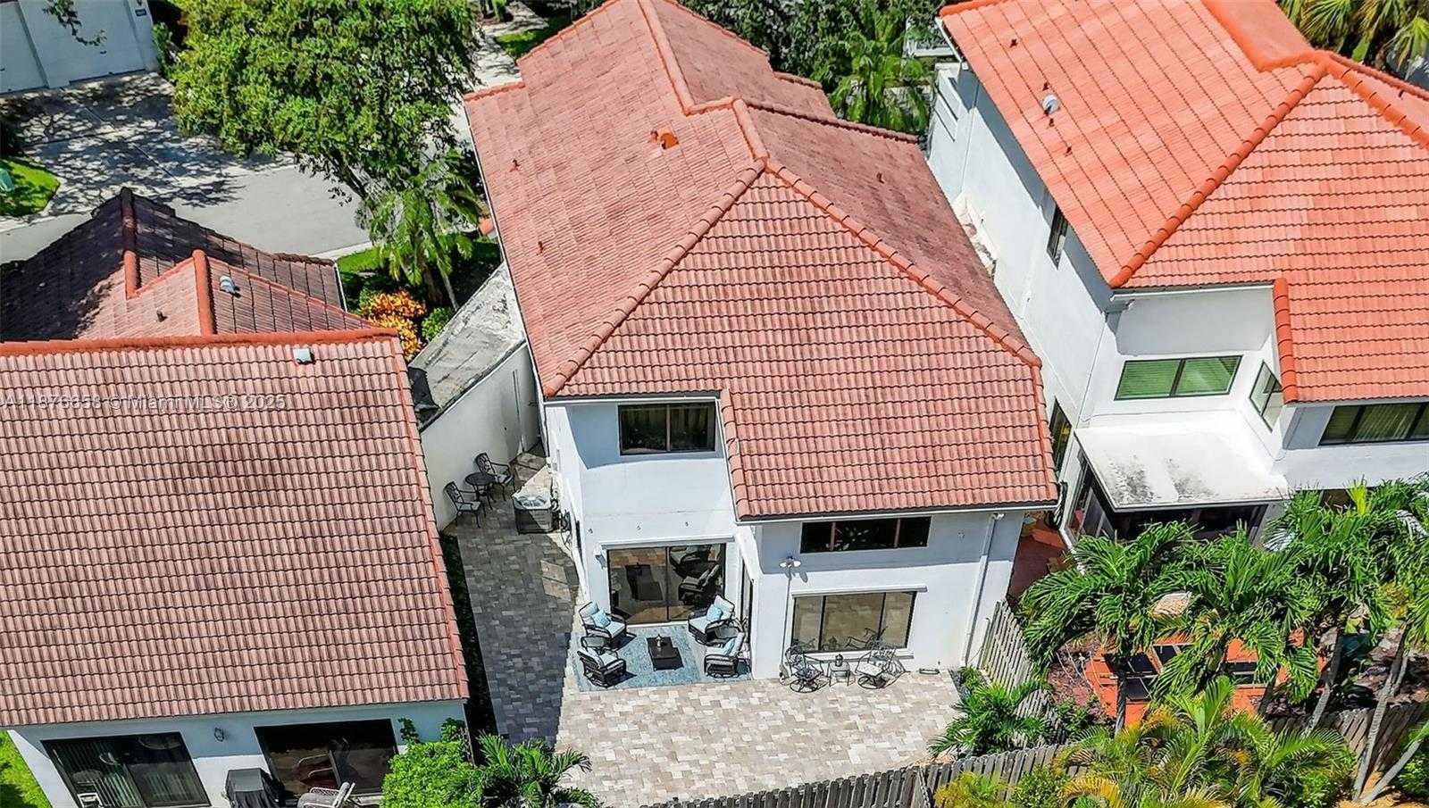 Small Image of 21707 CROMWELL CIR, Boca Raton Number 64