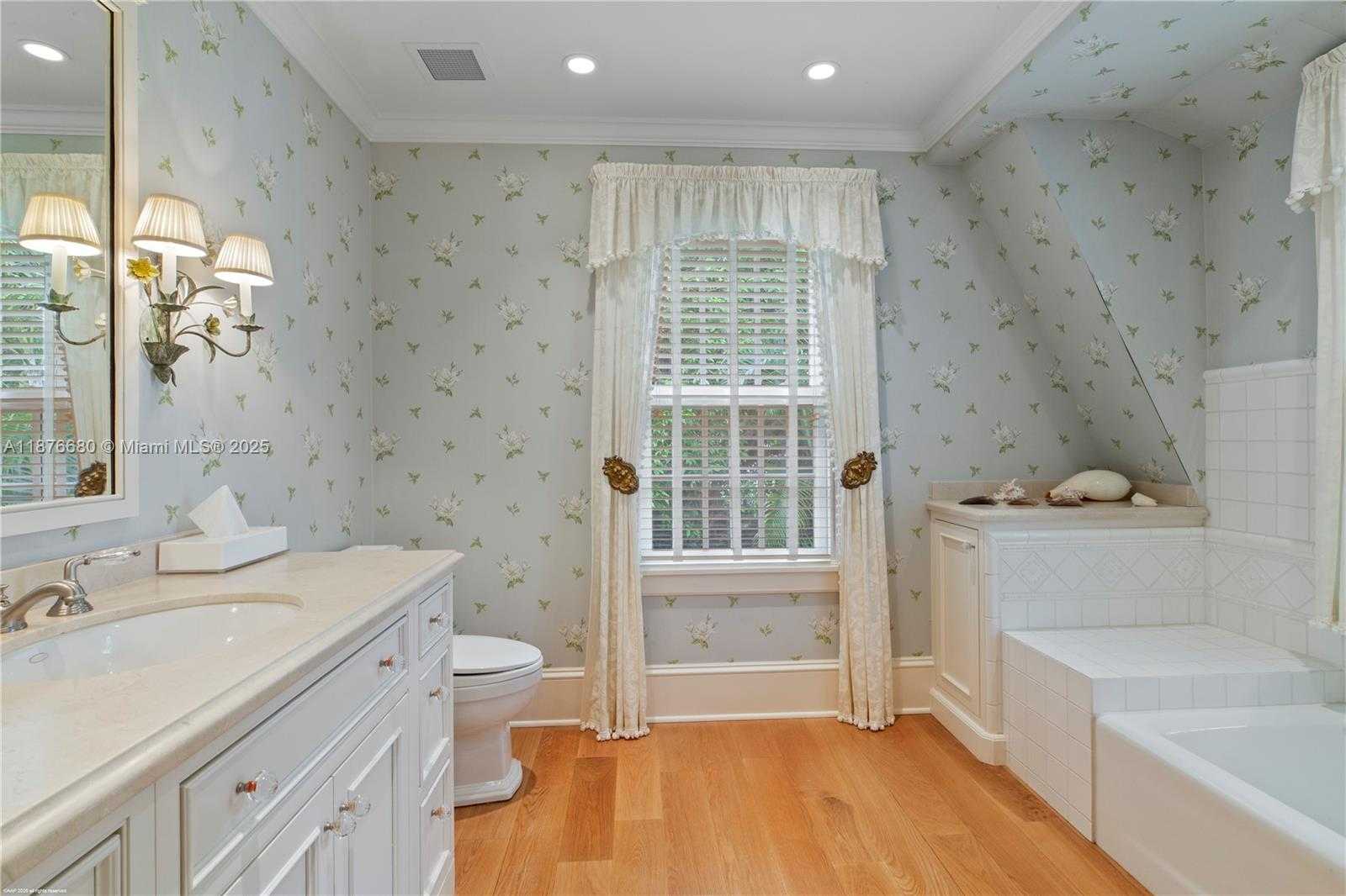 Small Image of 116 GOMEZ RD, Jupiter Island Number 26